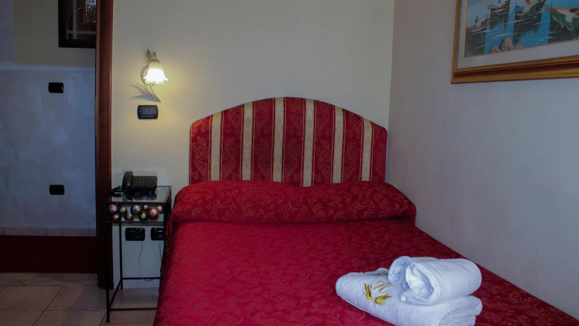 Hotel Sicilia Milano İtalya
