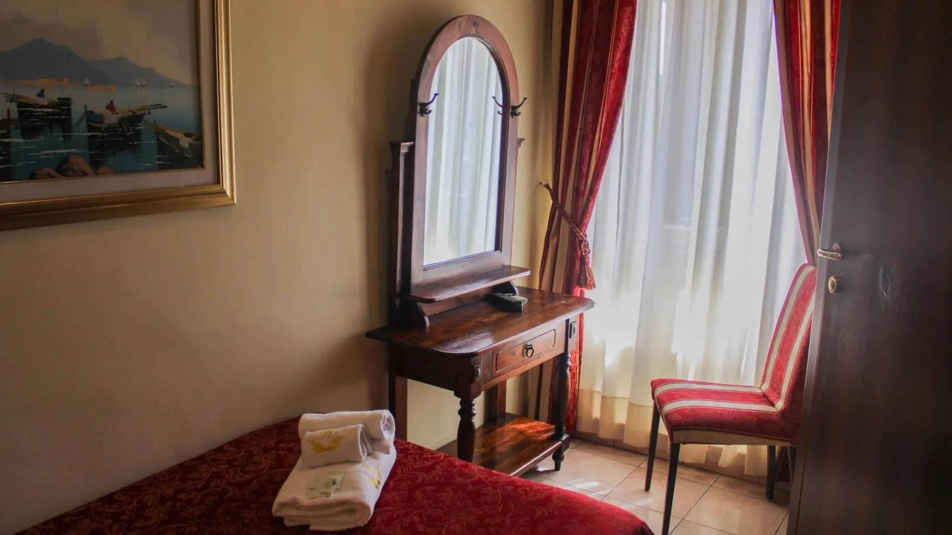 Hotel Sicilia Milano Oda ve Kahvaltı