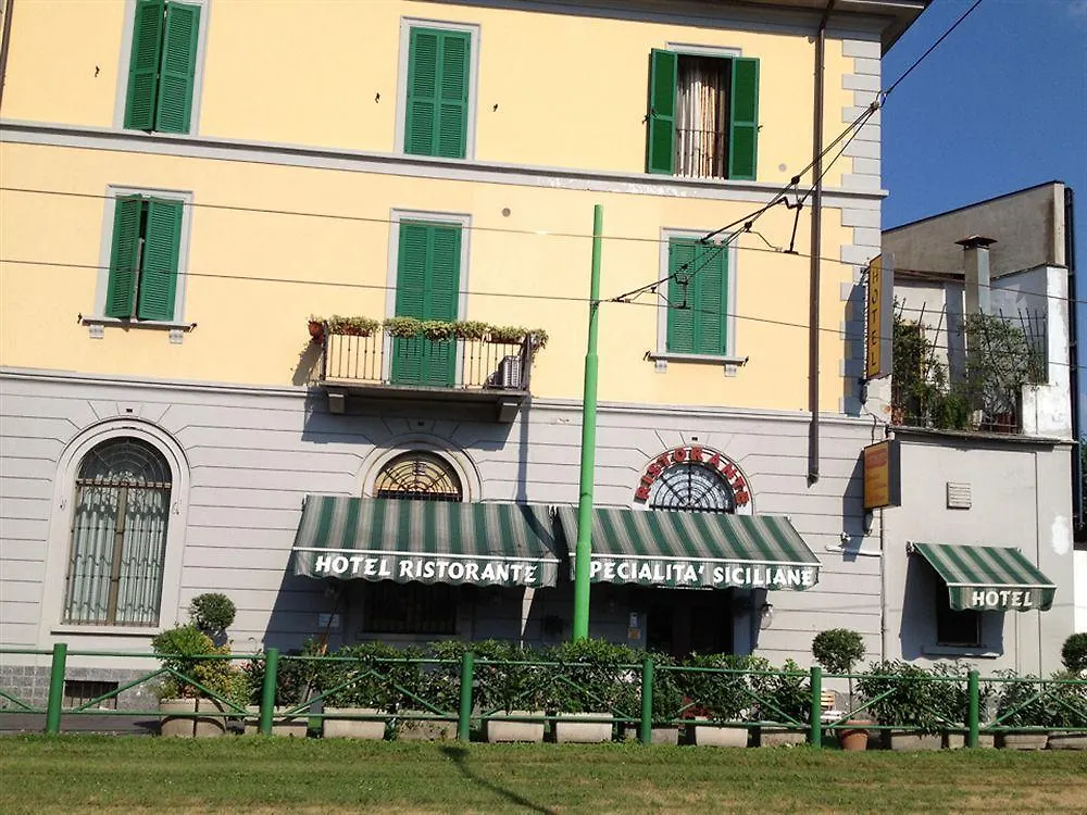 Hotel Sicilia Milano Oda ve Kahvaltı