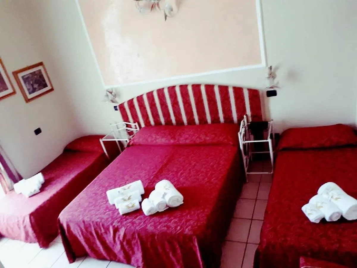 Hotel Sicilia Milano 0*,  İtalya